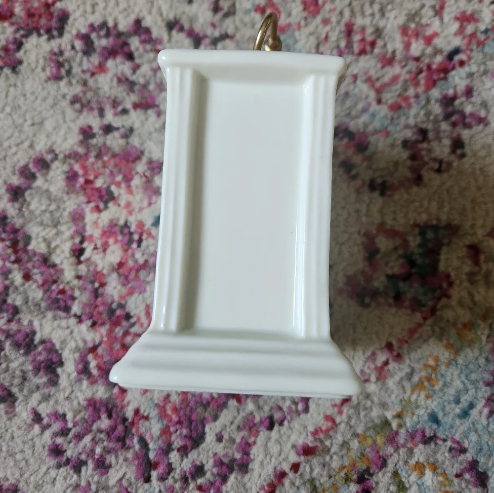 Vintage quartz clock